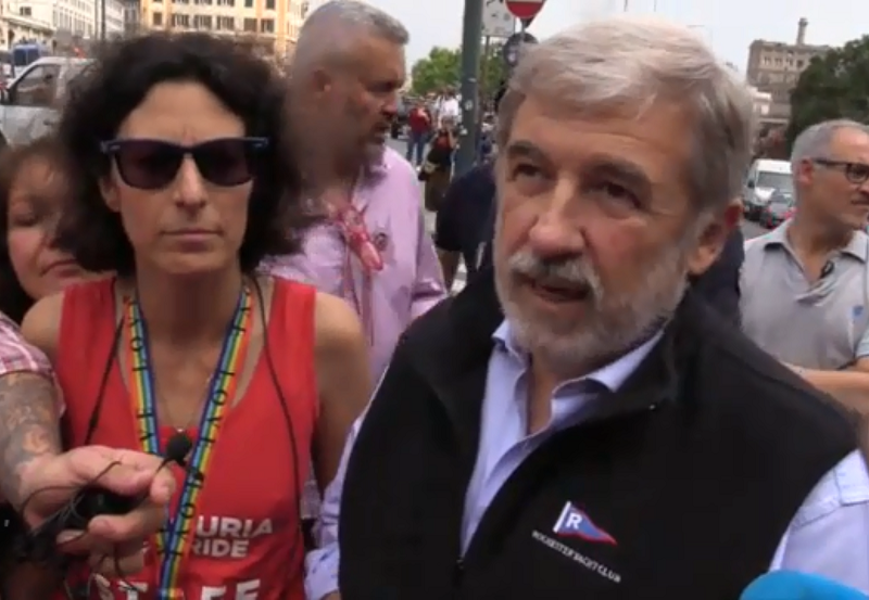 Al Genova Pride arriva un ospite non gradito: il sindaco Bucci