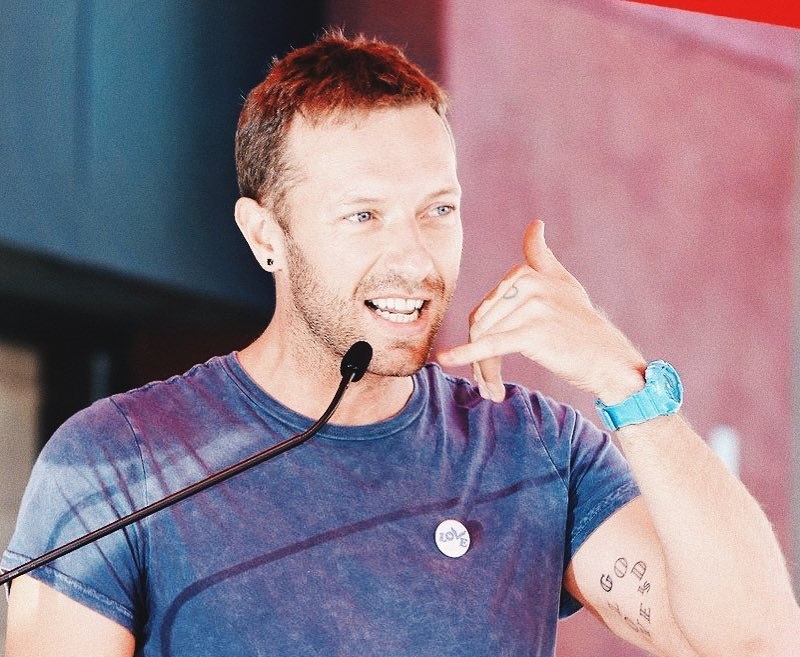 Chris Martin dei Coldplay: «Ero molto omofobo, temevo di essere gay»