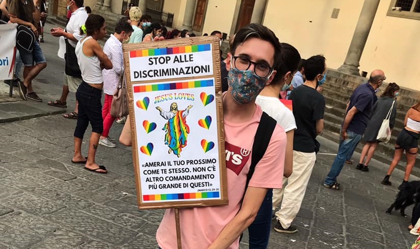Prato, ragazzo omosessuale racconta lo stalking omofobo che subisce da 5 anni